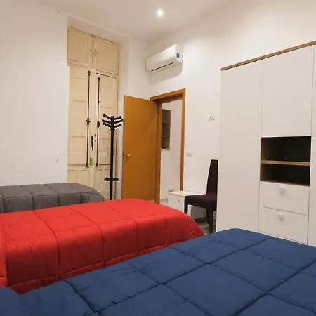 Bilocale Porta Napoli