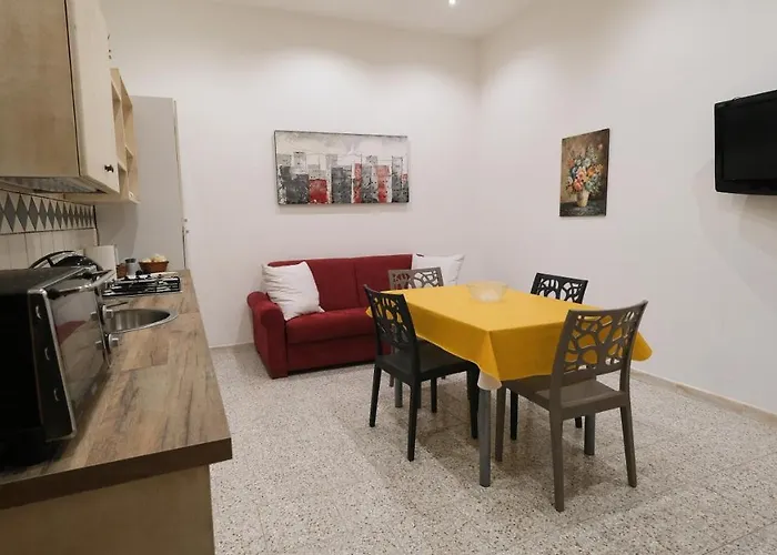 Bilocale Porta Napoli Brindisi